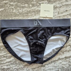 Calvin Klein Men's CK Eatablished Hip Brief Underwear NEW Size Medium